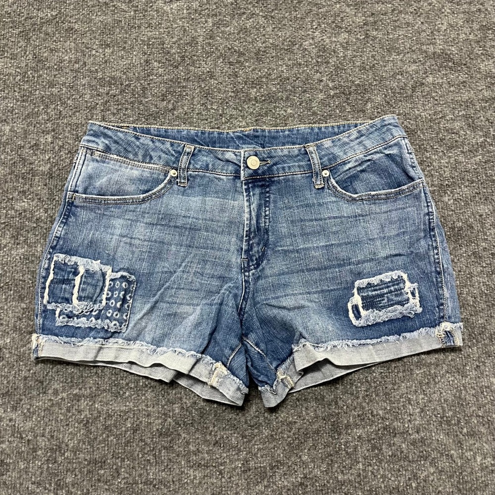 Time and Tru Denim Shorts Womens Size 16 Blue Distressed Patch Mid Rise Casual